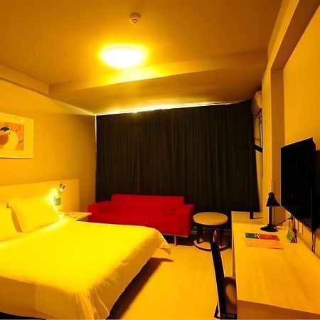 Jinjiang Inn Jinan Daminghu New Scenic Area Lishan Road Экстерьер фото