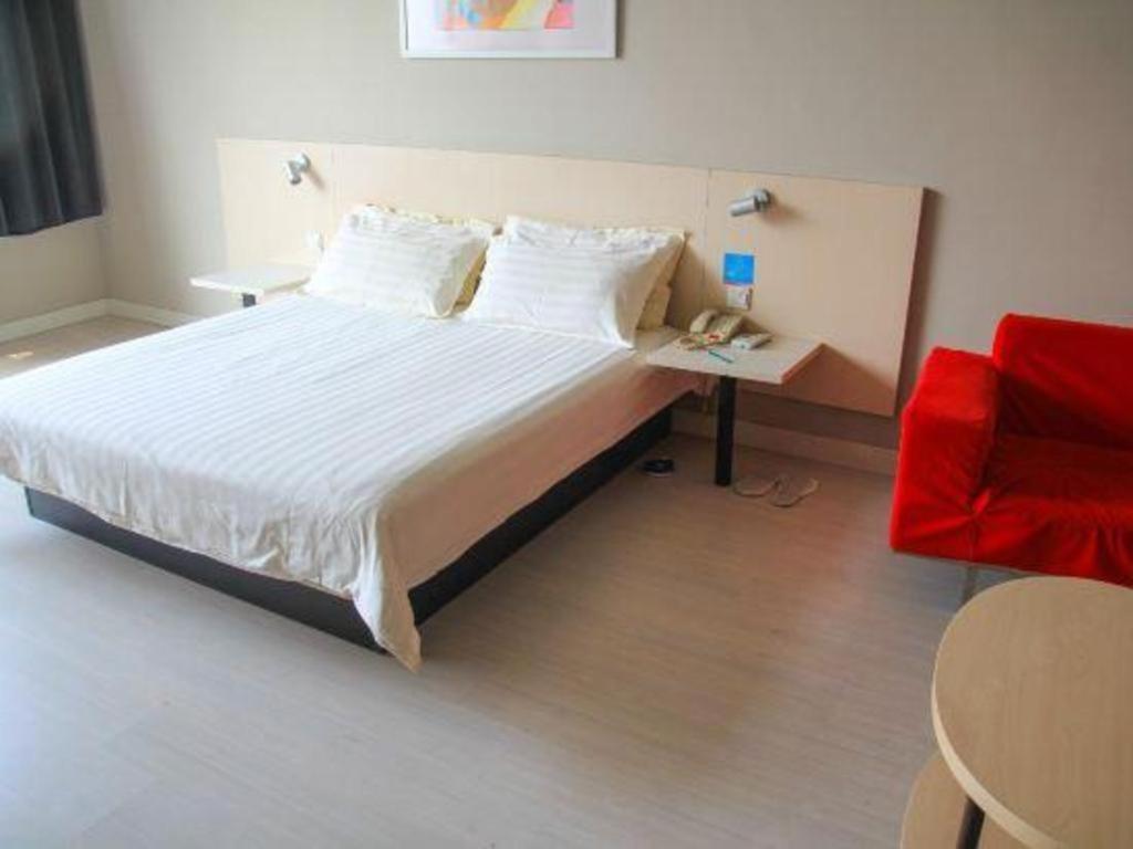 Jinjiang Inn Jinan Daminghu New Scenic Area Lishan Road Экстерьер фото